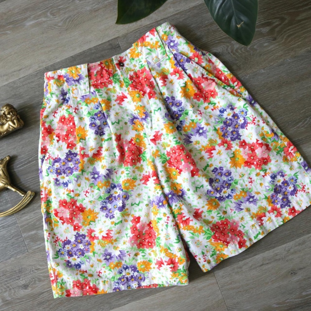 Lizsport high waisted floral shorts